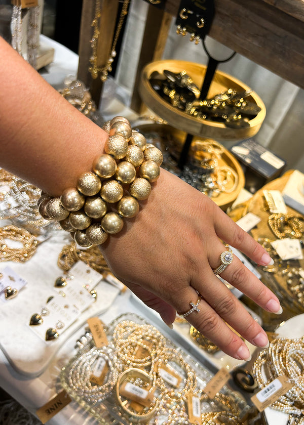 Lg Gold Ball Bracelet