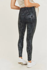 Camo Holographic Microdot Foil Highwaist Leggings